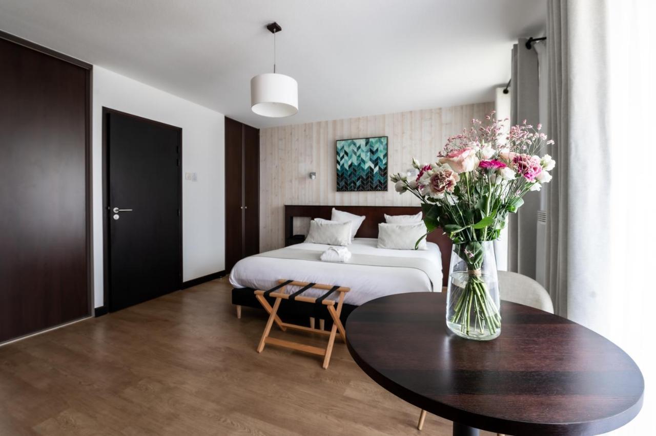 Domaine De Cice-Blossac, Resort Spa & Golf Bruz Zewnętrze zdjęcie